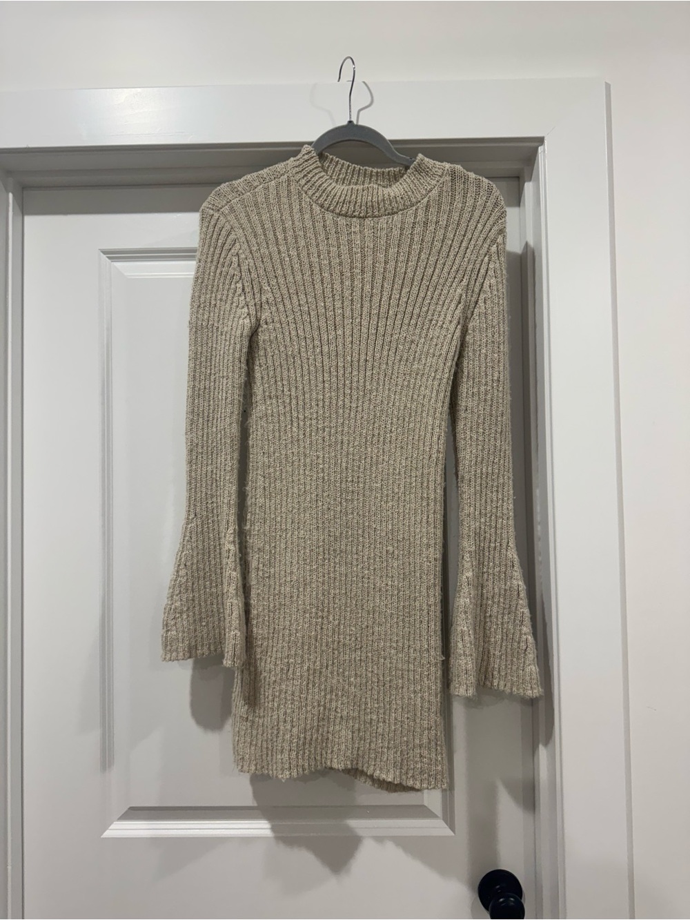 saltwater LUXE Audrie Sweater Dress - Picture 4 of 8